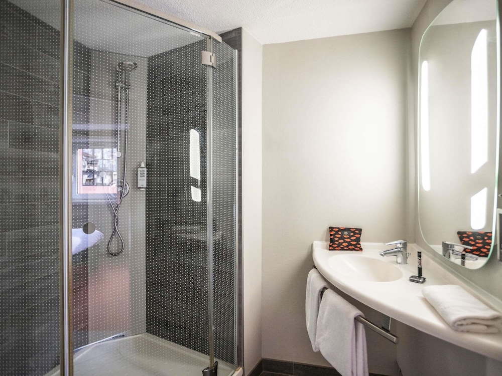 Superior Room, Multiple Beds - Photo 5