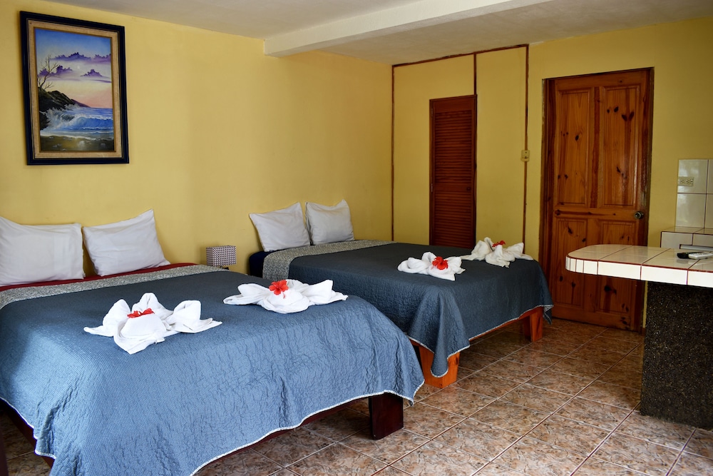 Comfort Quadruple Room, 2 Double Beds, Non Smoking