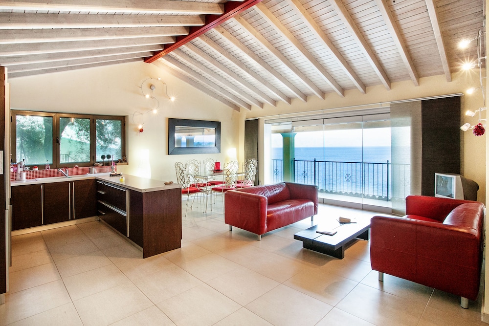 Panoramic Penthouse, Terrace, Sea View