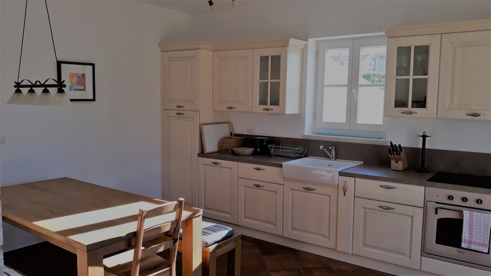 Classic Villa, Multiple Beds, Non Smoking, Partial Sea View photo 1