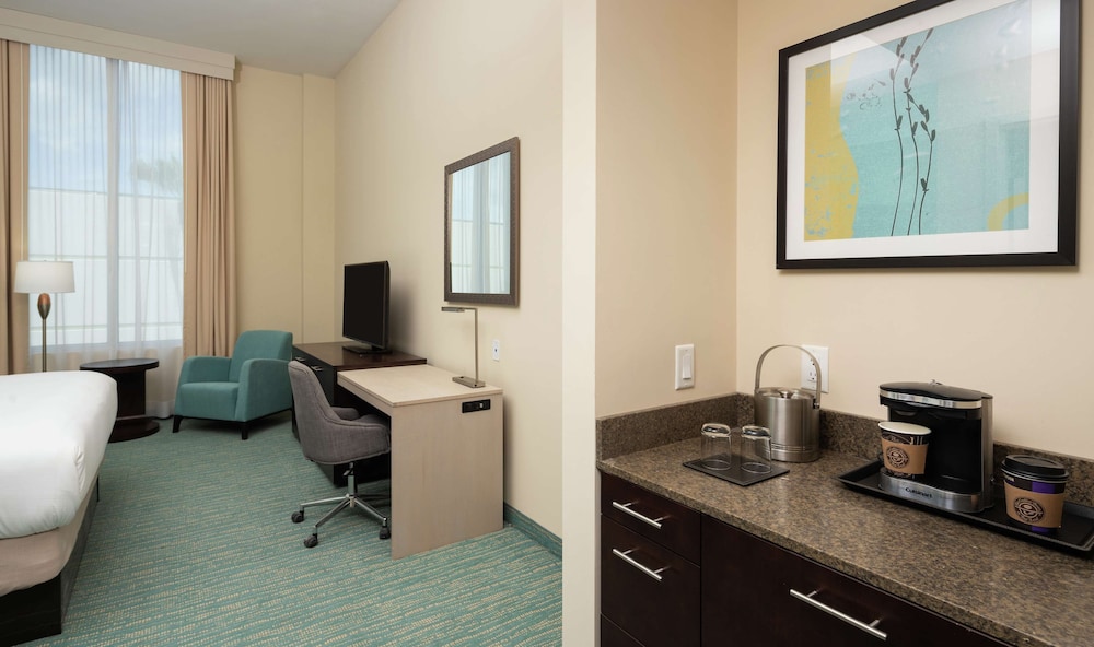 Suite, 2 Queen Beds, Non Smoking - Photo 3