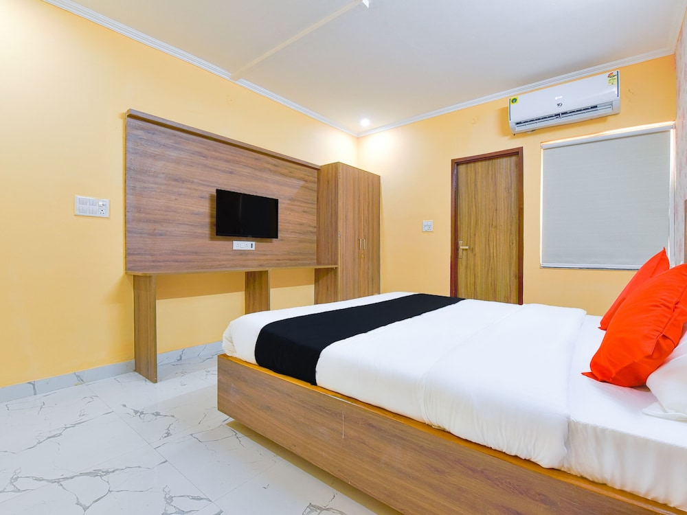Deluxe Room - Photo 6