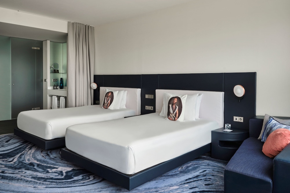Wonderful Room, Room, 2 Twin Beds, Marina View