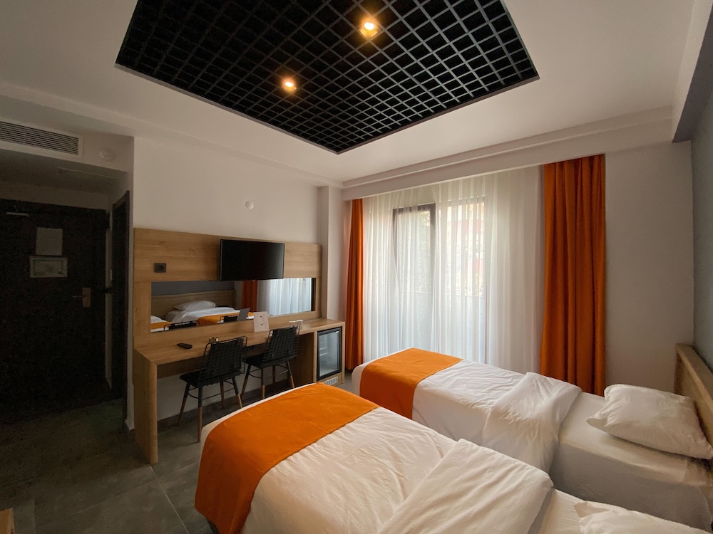 Standard Twin Room, 2 Twin Beds, City View photo 1