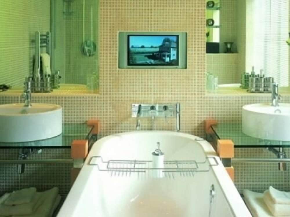 Superior Double Room, Ensuite photo 2