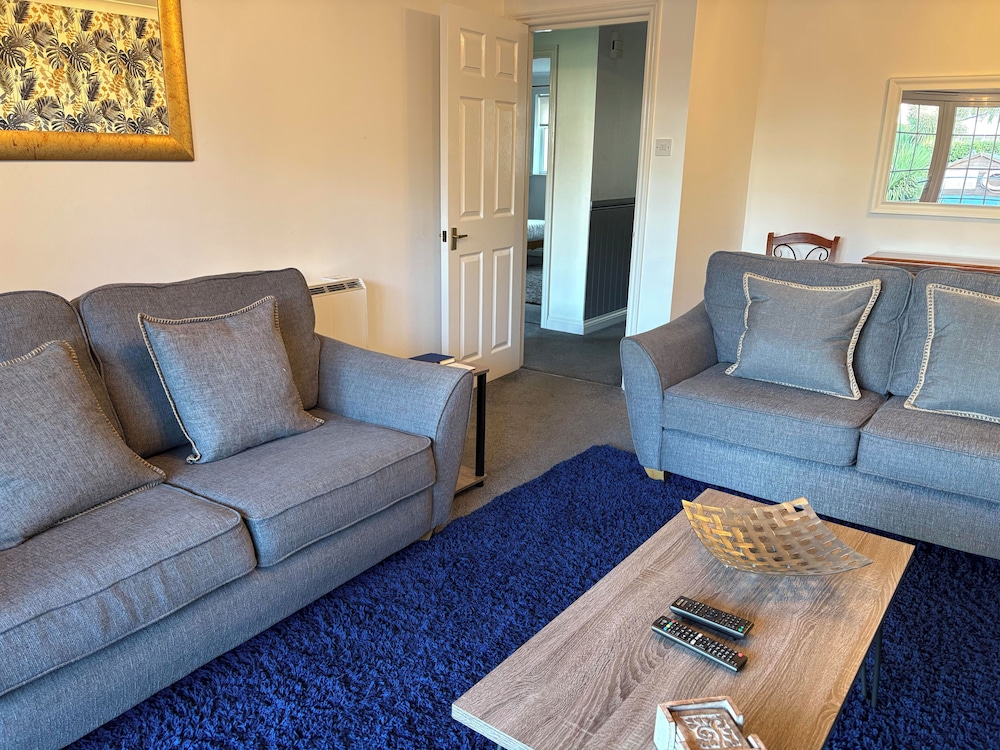Standard Apartment, Multiple Beds, Non Smoking, Garden View photo 3