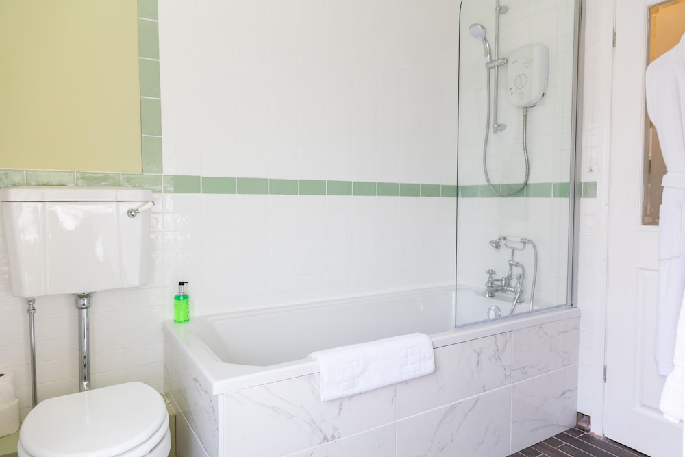 Luxury Double Room, Private Bathroom, Garden View (Acacia Thicket) photo 2