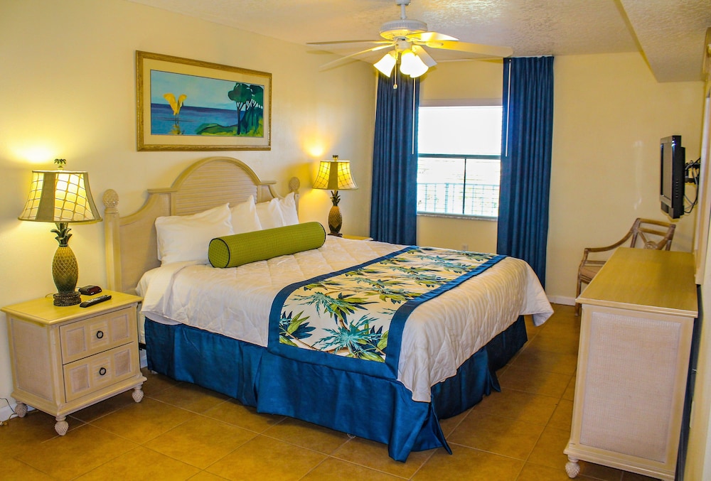 Condo, 2 Bedrooms photo 3