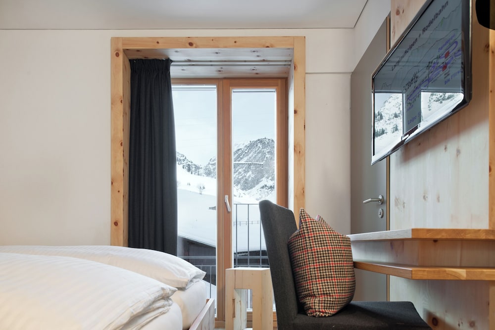 Standard Room, 1 Double Bed, Mountain View
