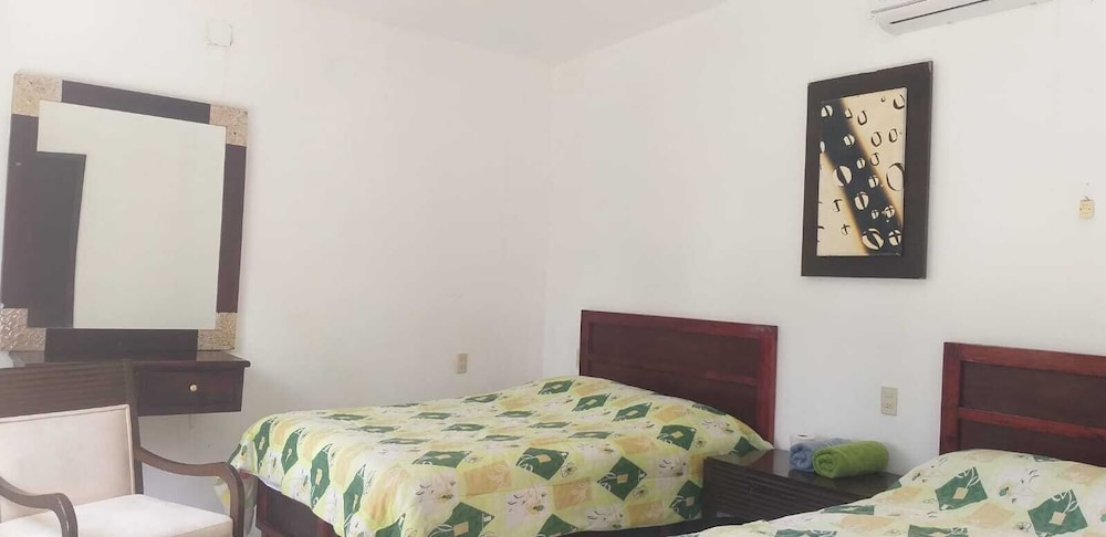 Family Room photo 1