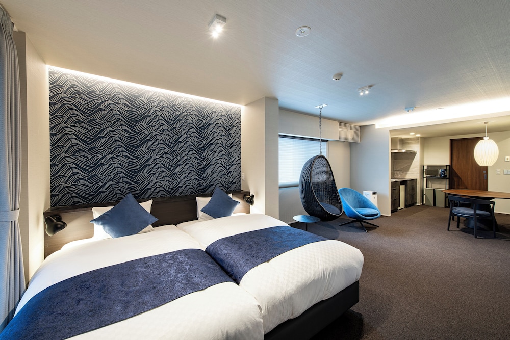 Luxury Twin Room - Photo 17