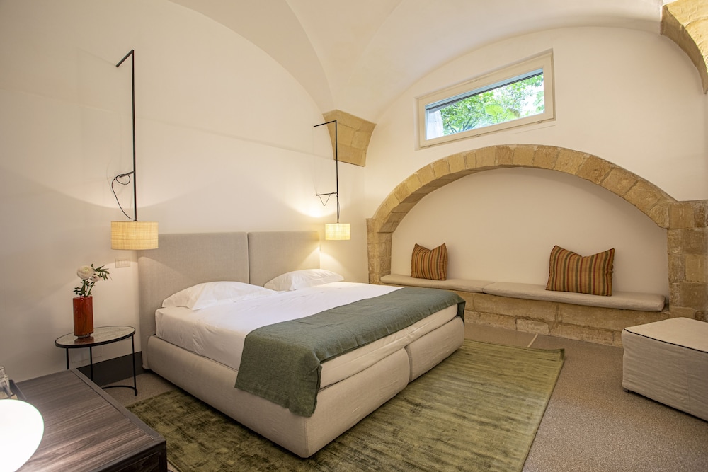 Deluxe Room, Accessible