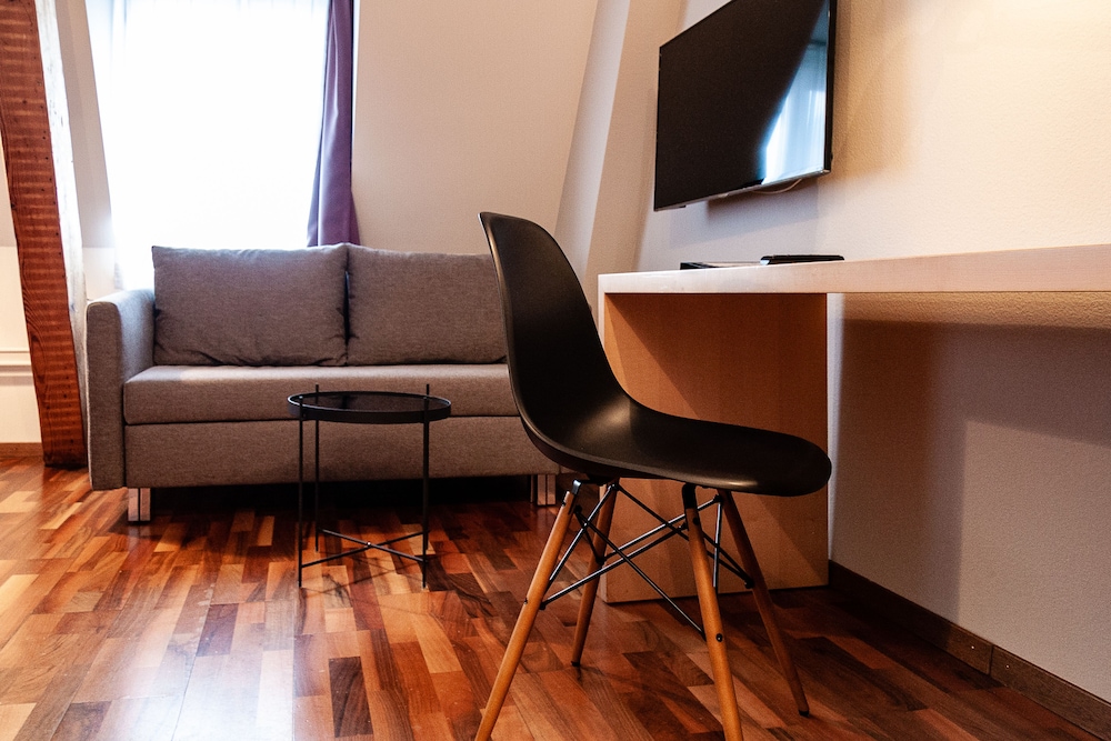 Family Room photo 1