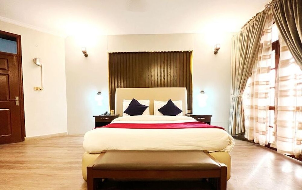 Executive Room photo 1