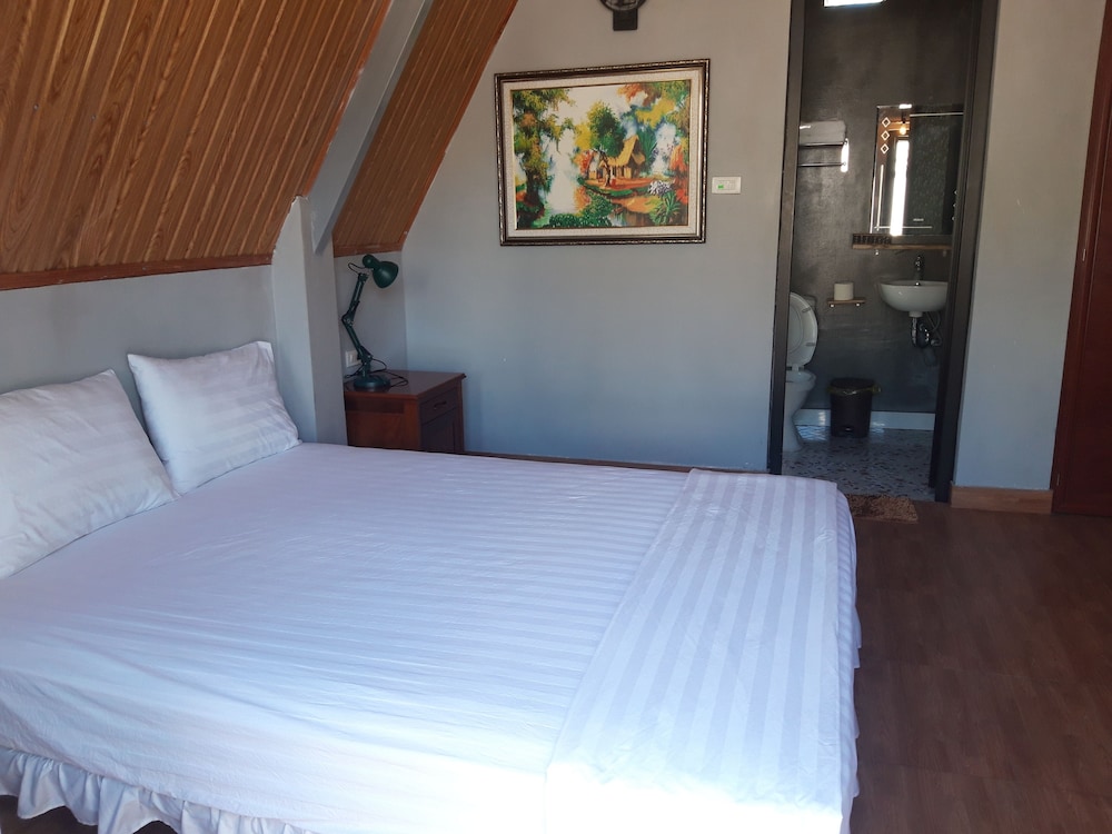 Romantic Bungalow, 1 Bedroom, River View photo 3