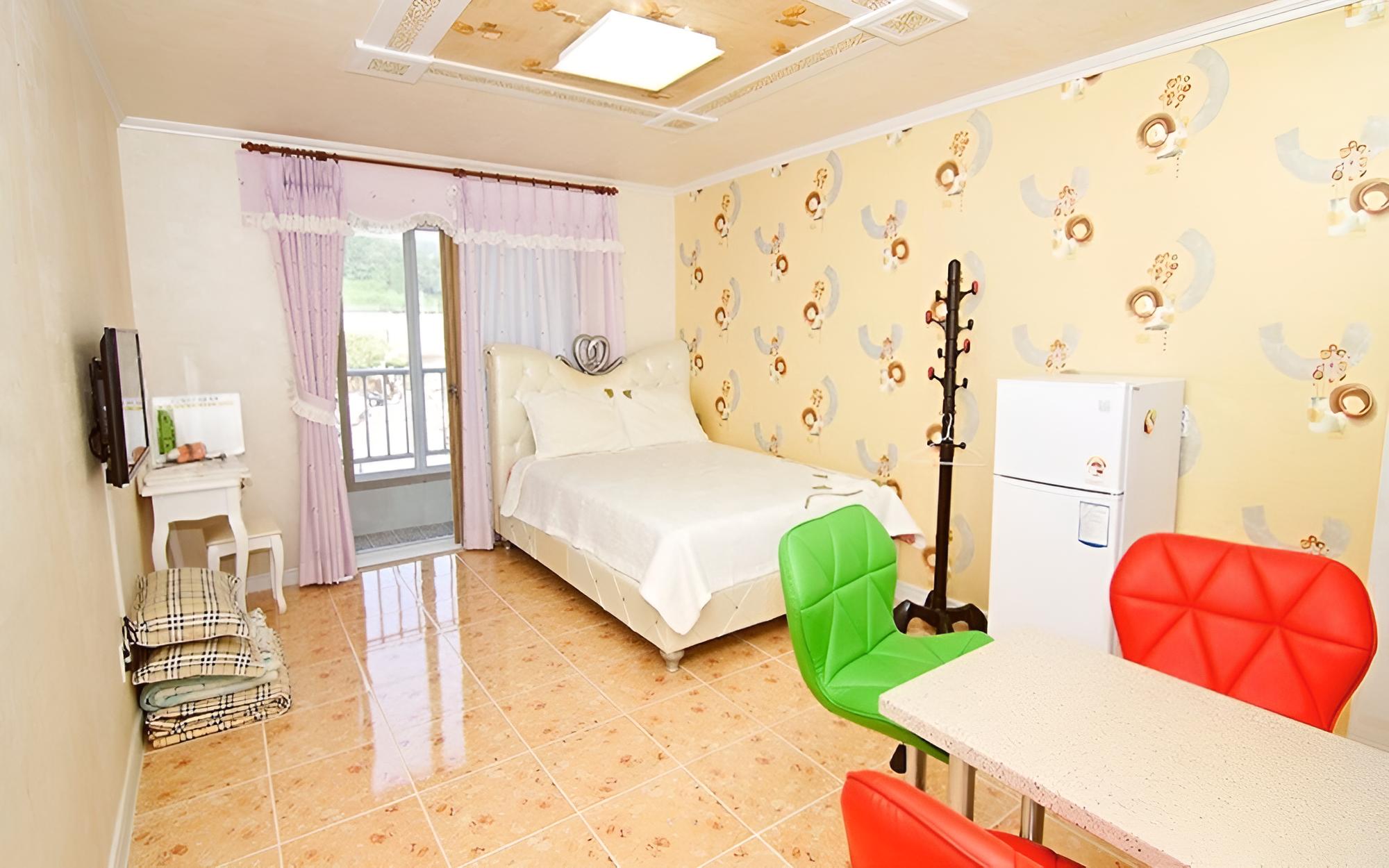 Room (Room 204) photo 1