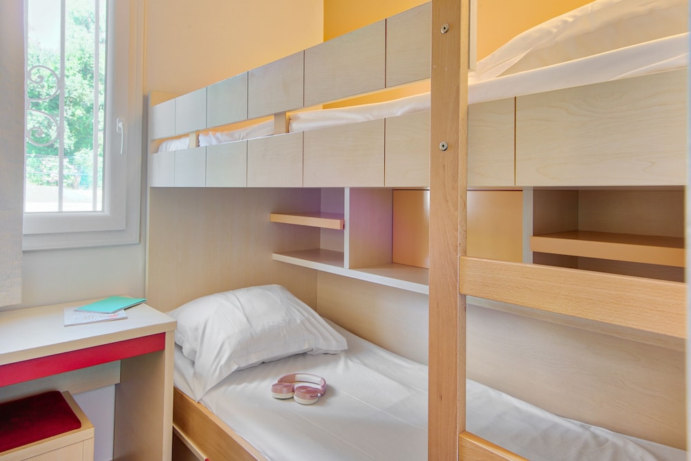 Apartment 6 people - 1 bedroom + 1 sleeping alcove - Terrace or balcony photo 3