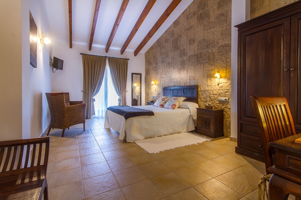 Traditional Double Room, 1 Queen Bed, Balcony - Photo 8