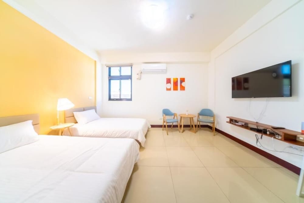 Economy Double or Twin Room photo 3
