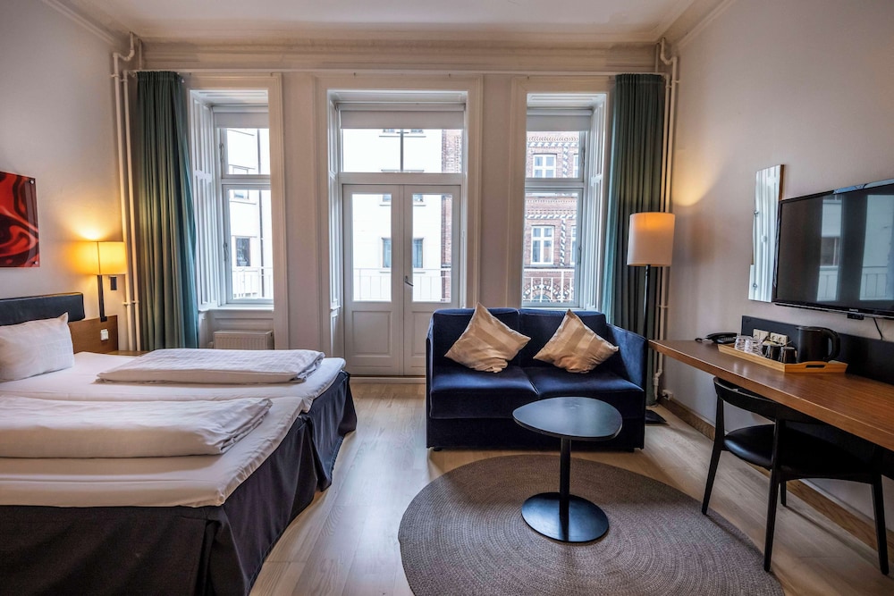 Superior Twin Room, 2 Twin Beds (Extra) photo 2