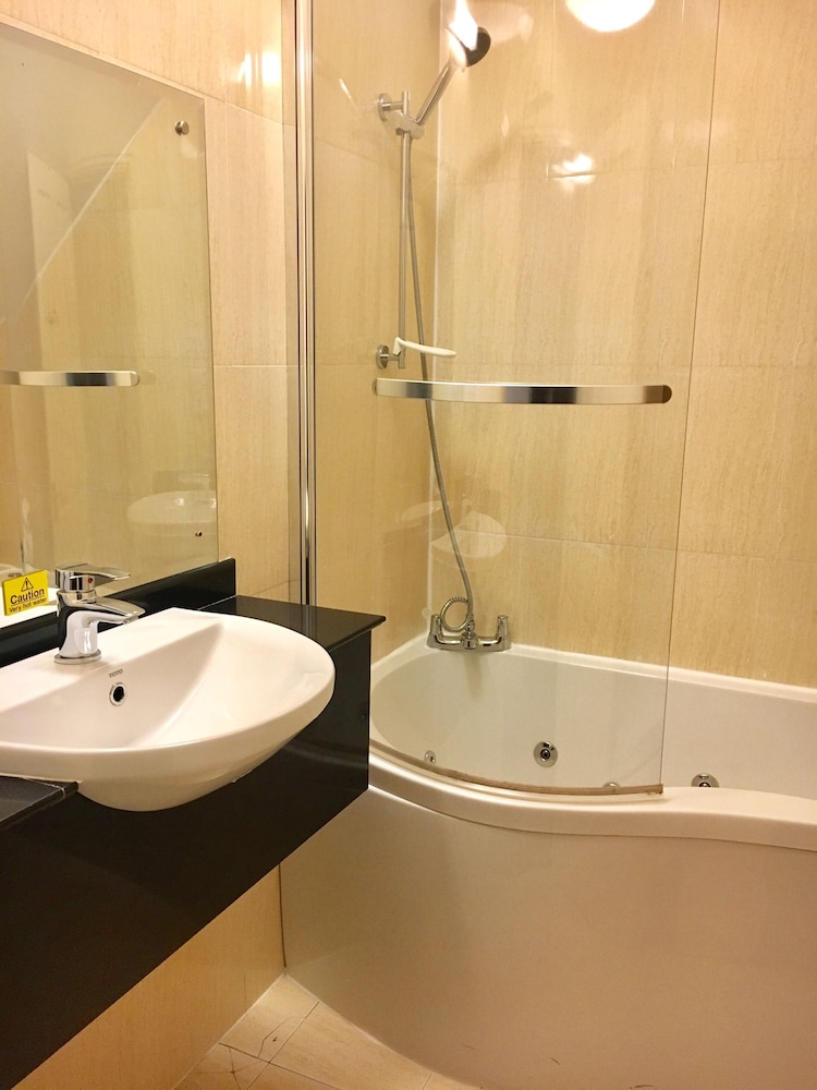 Standard Room, 1 Double Bed, Non Smoking (Canopy Bed) - Photo 5