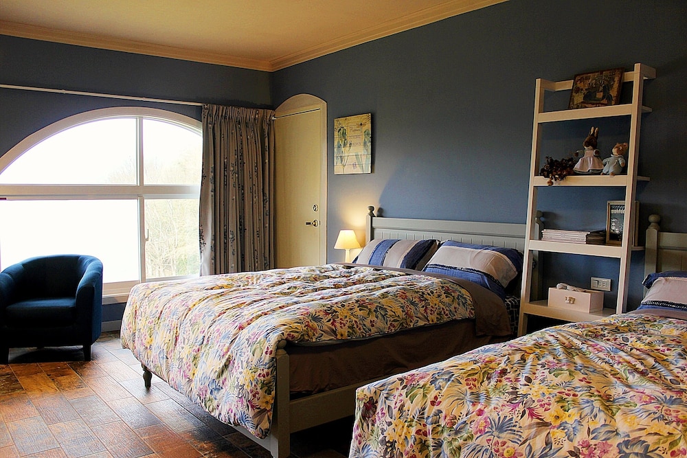 Deluxe Quadruple Room, 2 Double Beds, Mountainside photo 1