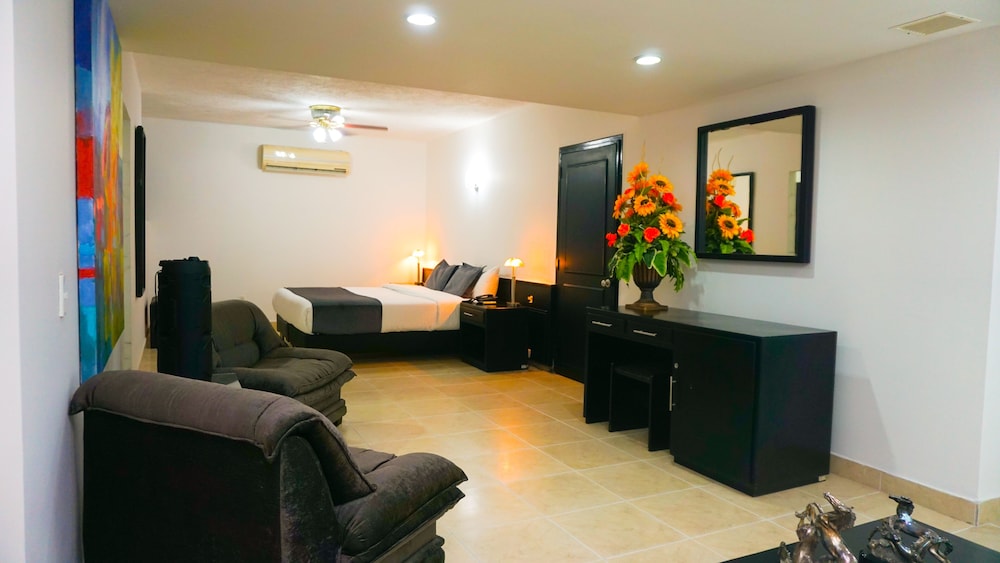 Presidential Studio Suite photo 1
