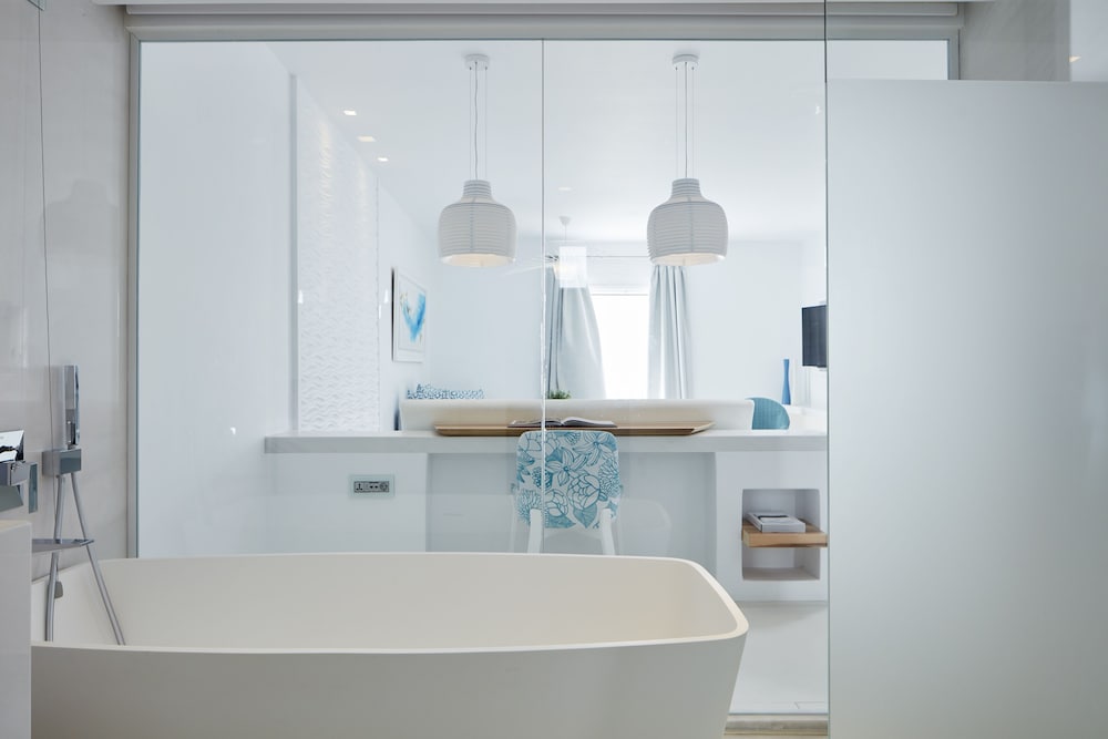 Suite, Pool Access, Sea View (Thalassa) - Photo 8
