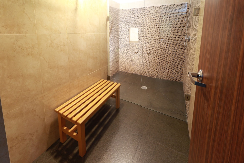 Executive Suite, 1 King Bed, Non Smoking