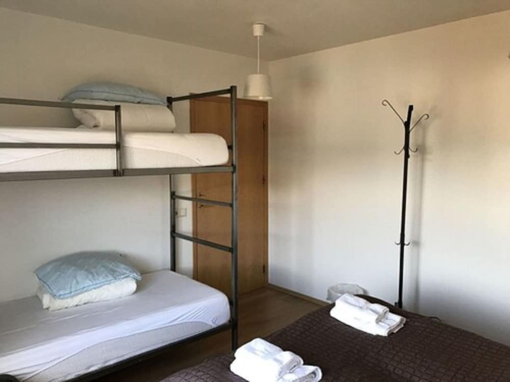 Triple Room, Shared Bathroom photo 3