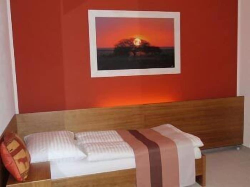 Single Room photo 1