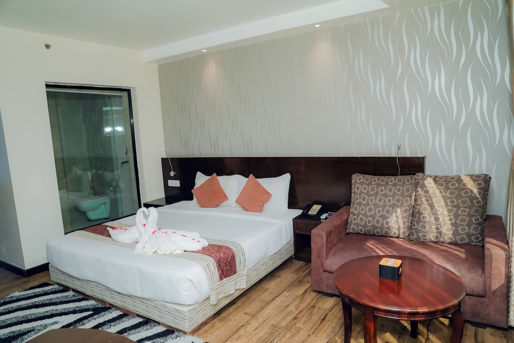 Deluxe Double Room photo 2