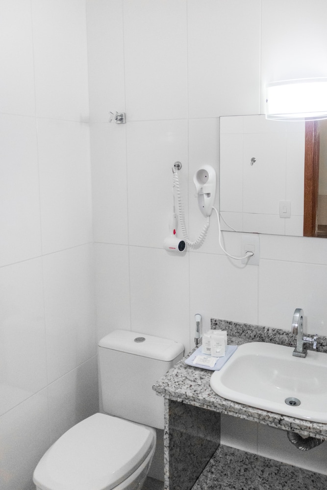 Deluxe Triple Room photo 3