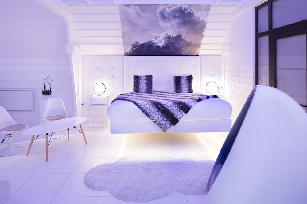 Romantic Suite, 1 King Bed, Hot Tub