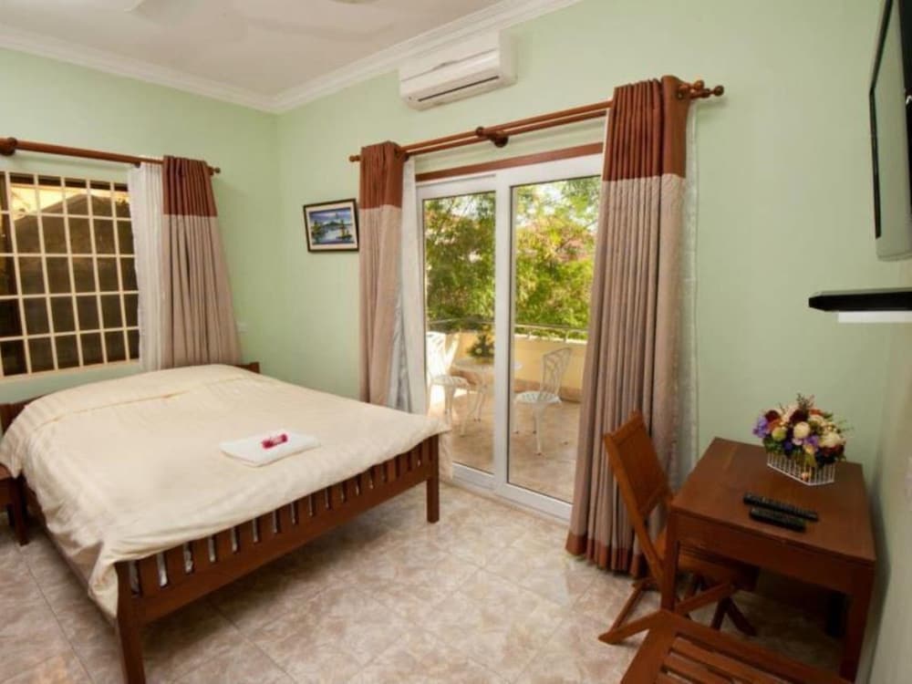 Standard Suite, 1 Queen Bed photo 1