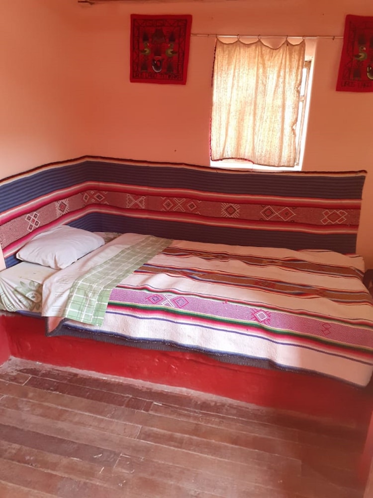 Economy Twin Room photo 1