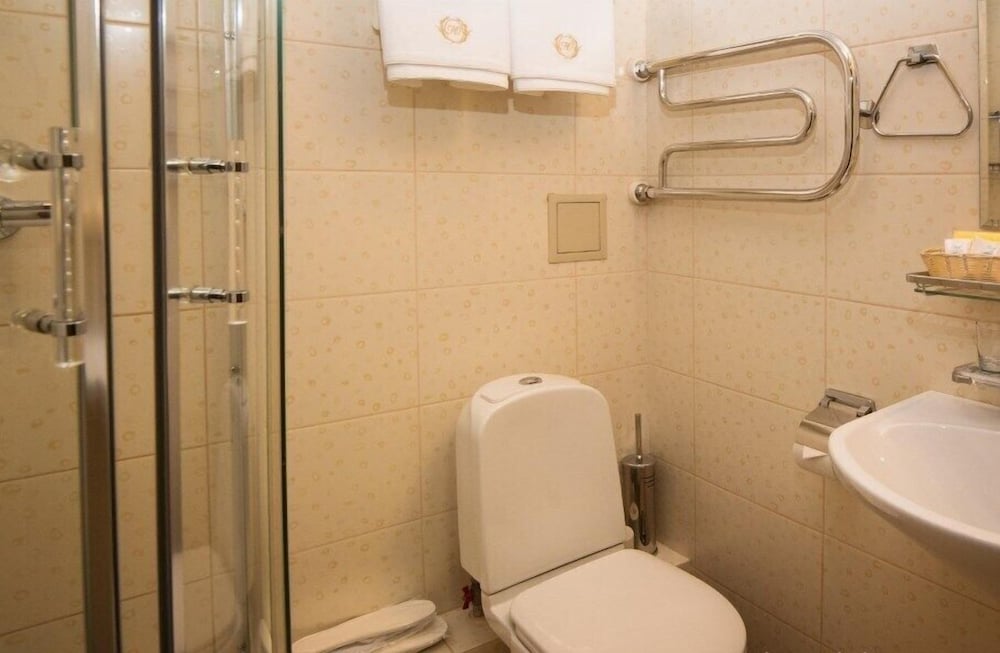 Standard Twin Room, Balcony photo 2