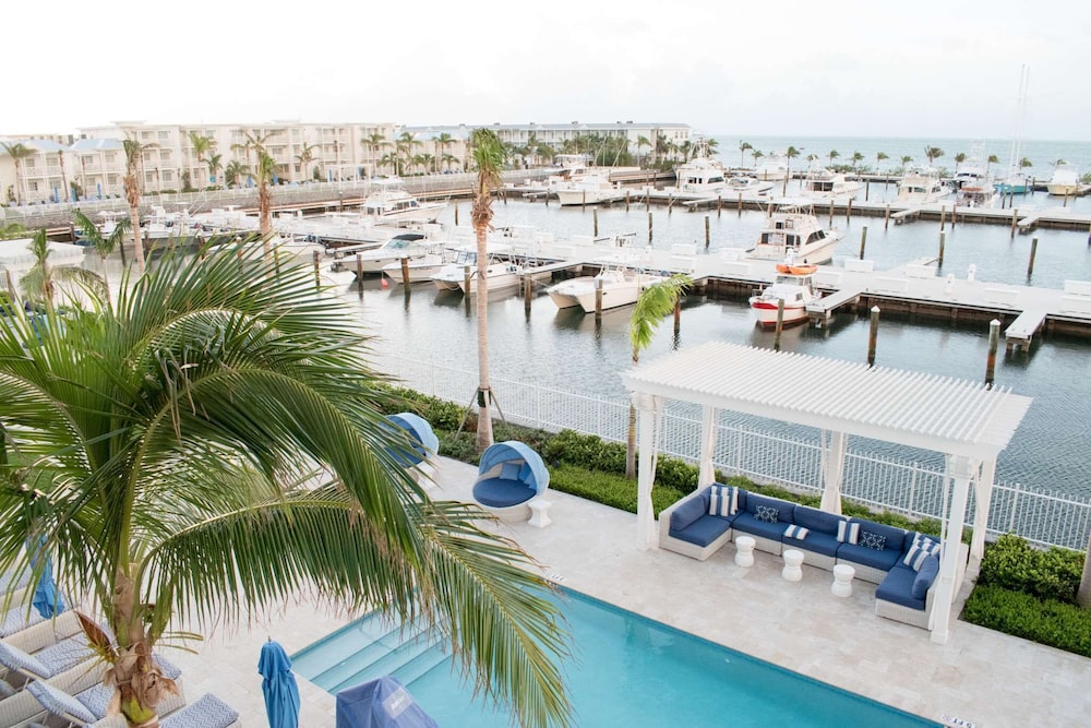 Suite, Multiple Beds, Mobility Accessible, Balcony (Partial Ocean View, 2 Queen)