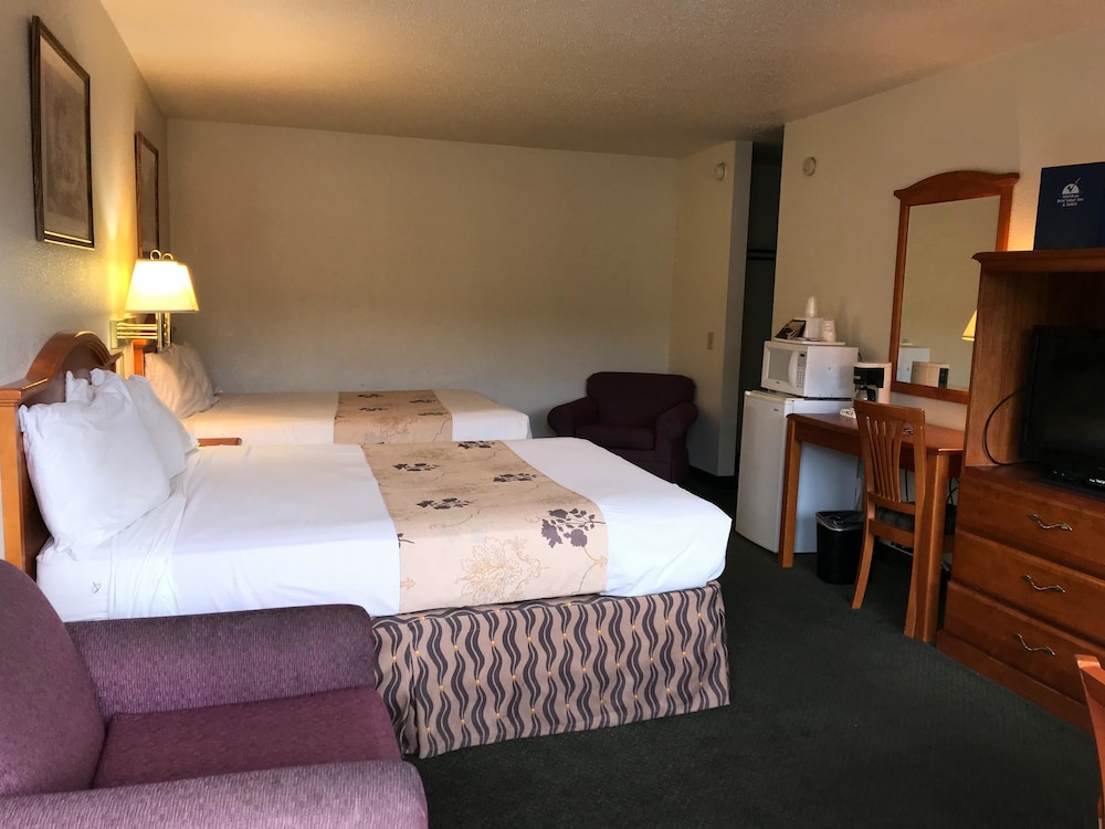Suite, Multiple Bedrooms, Non Smoking - Photo 3