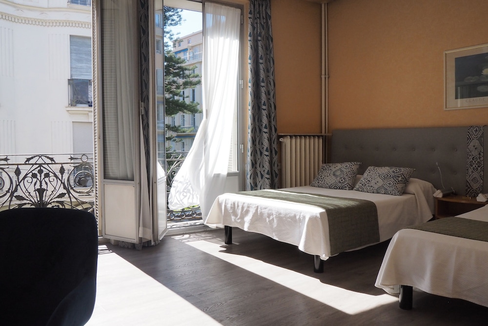 Superior Triple Room - Photo 4