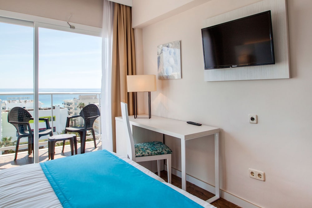 Double Room - Photo 11