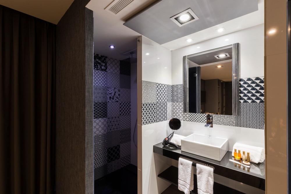 Double Room (Essential (Spa Access) Double Room (Essential (Spa Access)