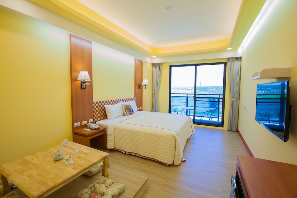 Standard Double Room, Balcony, Mountain View