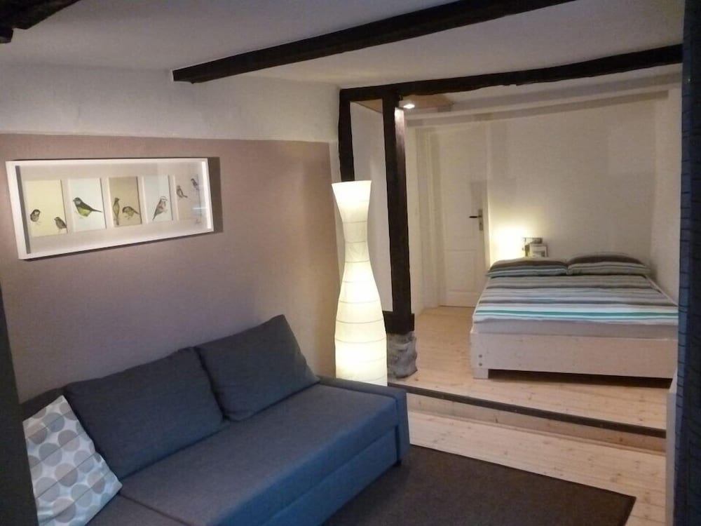 Apartment (weiß)