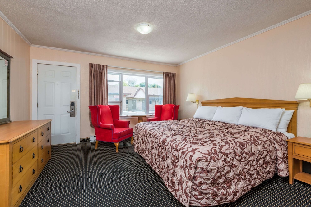 Room, 1 King Bed - Photo 1