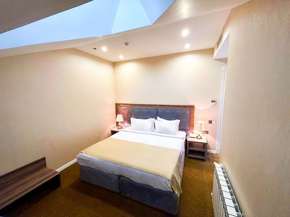 Economy Double or Twin Room photo 1