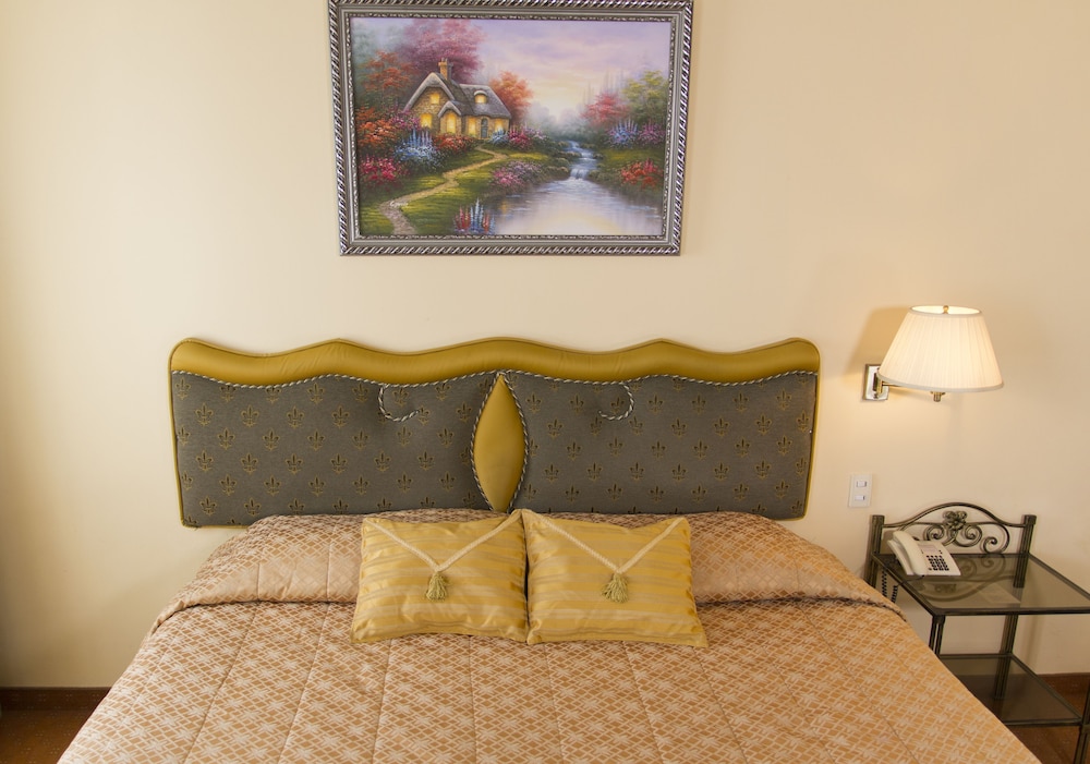 Single Room photo 3