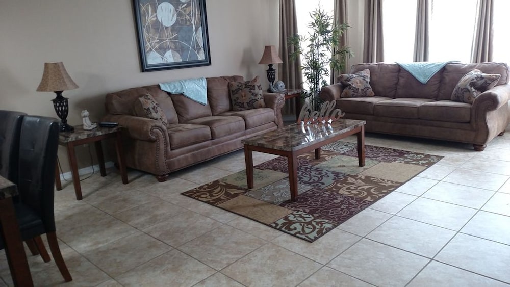 Condo, 3 Bedrooms