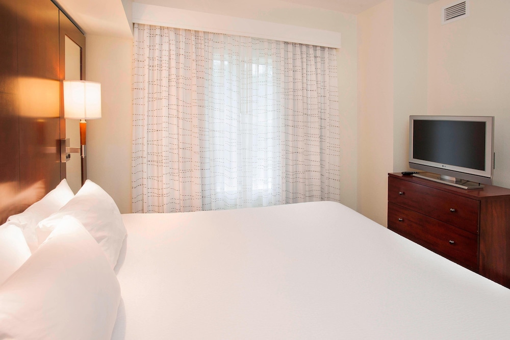 Suite, 1 Bedroom photo 3