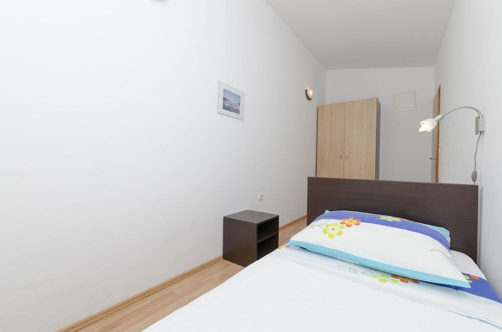 Apartment (A3)